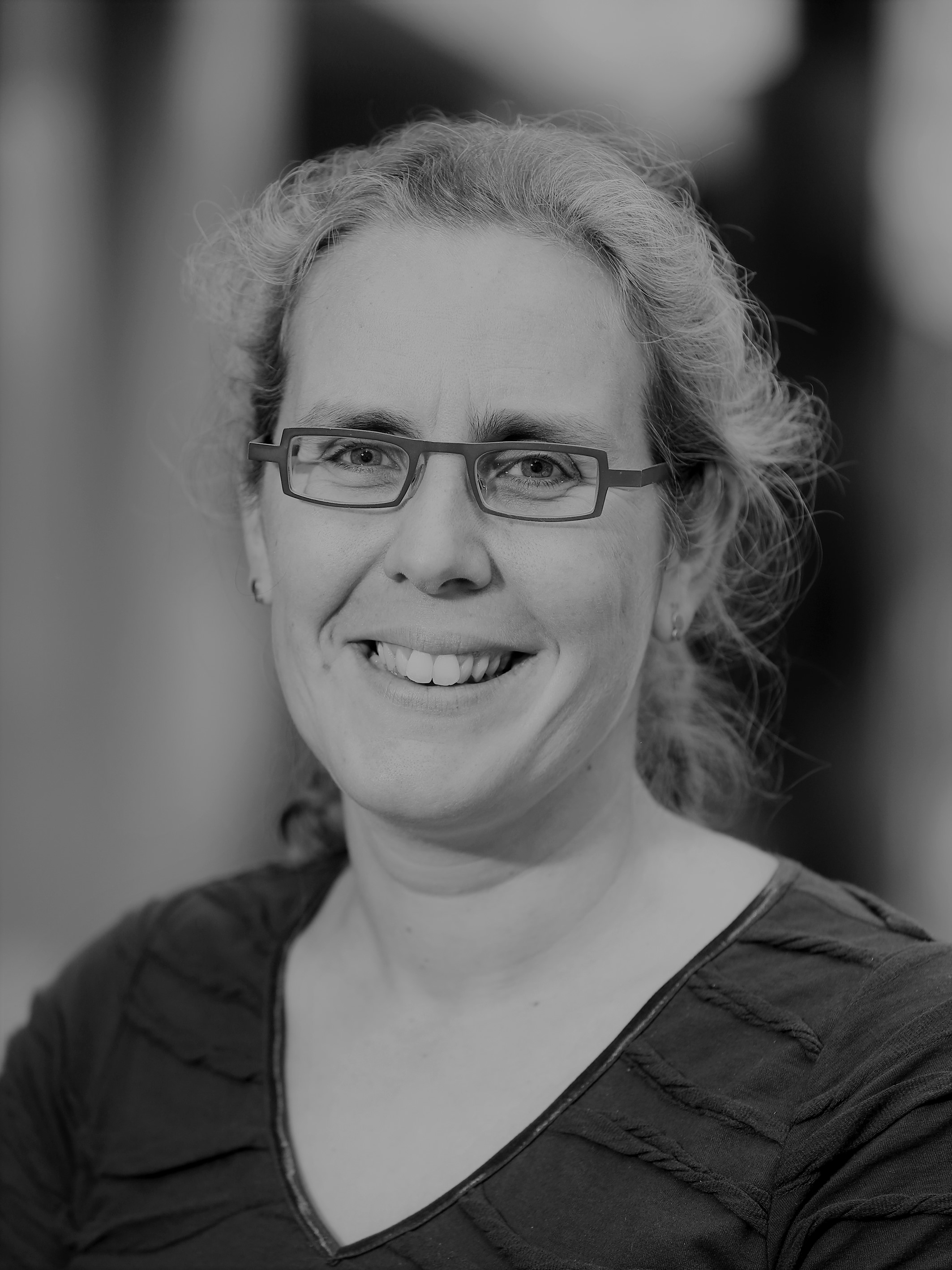 Dr. Rozemarijn van Bruchem-Visser